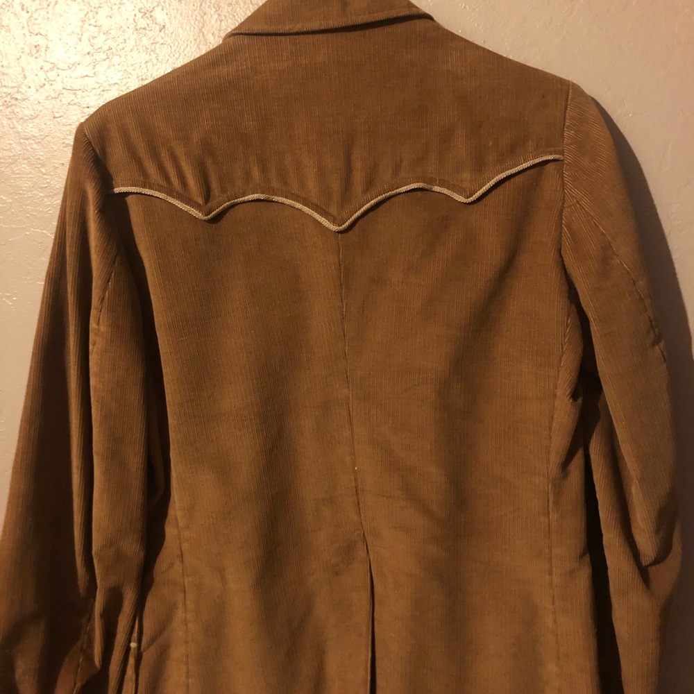 Jacket - Picture 2 of 4